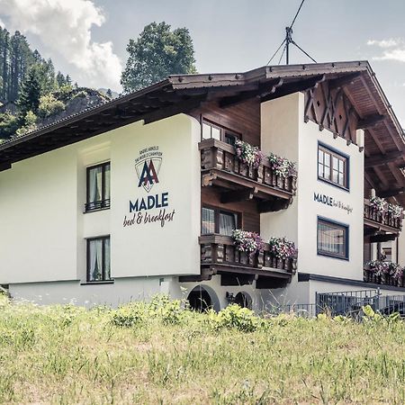 Madle - B&B Сьолден Екстериор снимка